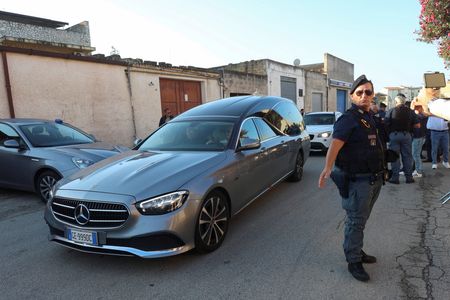 tagreuters.com2023binary_LYNXMPEJ8Q08R-VIEWIMAGE