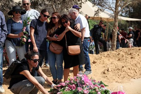 tagreuters.com2023binary_LYNXMPEJ9L03O-VIEWIMAGE