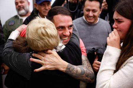 tagreuters.com2024binary_LYNXMPEK010BR-VIEWIMAGE