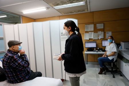 tagreuters.com2024binary_LYNXMPEK040I4-VIEWIMAGE