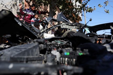 tagreuters.com2024binary_LYNXMPEK0605F-VIEWIMAGE