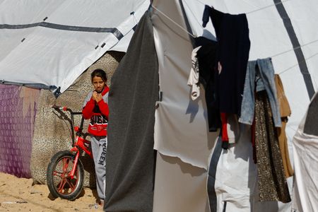 tagreuters.com2024binary_LYNXMPEK090CW-VIEWIMAGE