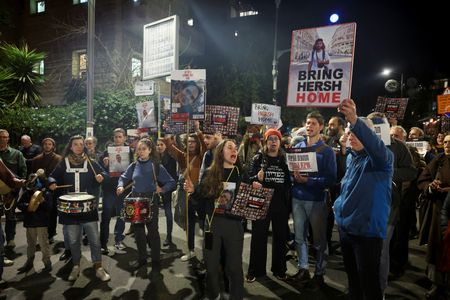 tagreuters.com2024binary_LYNXMPEK0K0AA-VIEWIMAGE