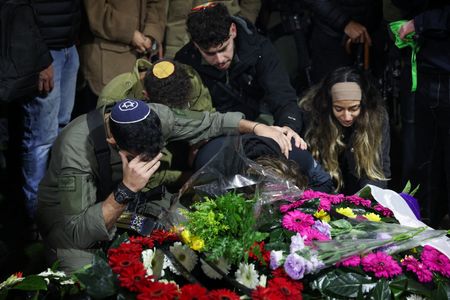 tagreuters.com2024binary_LYNXMPEK0M0ID-VIEWIMAGE