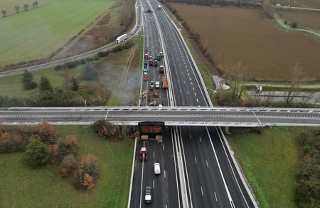 tagreuters.com2024binary_LYNXMPEK0N0CE-VIEWIMAGE