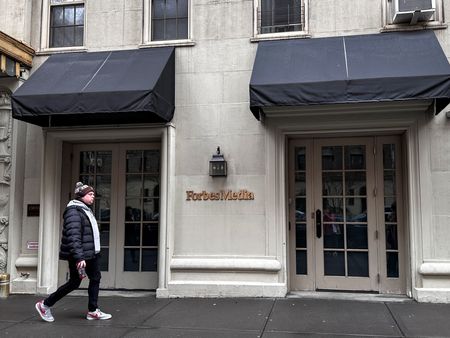 tagreuters.com2024binary_LYNXMPEK0O0UP-VIEWIMAGE