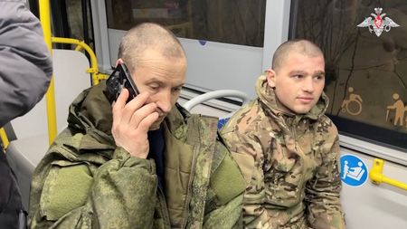 tagreuters.com2024binary_LYNXMPEK170U4-VIEWIMAGE