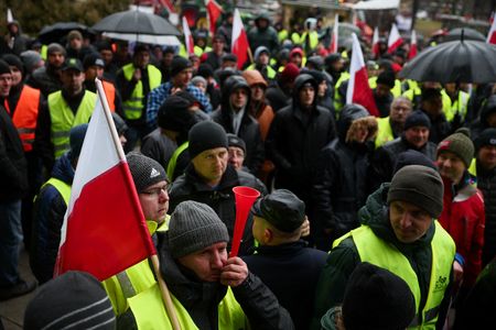 tagreuters.com2024binary_LYNXMPEK180OB-VIEWIMAGE