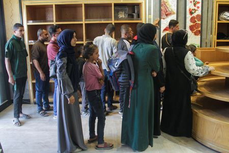 tagreuters.com2024binary_LYNXMPEK3T0NH-VIEWIMAGE