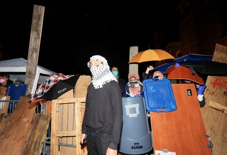 tagreuters.com2024binary_LYNXMPEK4018W-VIEWIMAGE