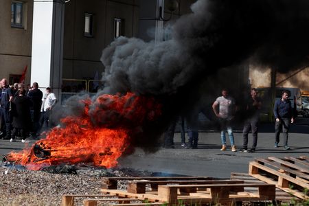 tagreuters.com2024binary_LYNXMPEK4E0BW-VIEWIMAGE