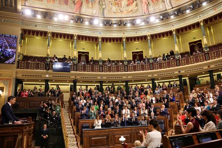 tagreuters.com2024binary_LYNXMPEK4L09E-VIEWIMAGE