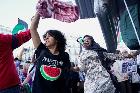 tagreuters.com2024binary_LYNXMPEK4L09F-VIEWIMAGE