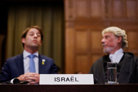 tagreuters.com2024binary_LYNXMPEK4N0JQ-VIEWIMAGE