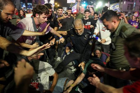 tagreuters.com2024binary_LYNXMPEK5016U-VIEWIMAGE