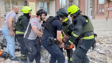 tagreuters.com2024binary_LYNXMPEK5R0PL-VIEWIMAGE