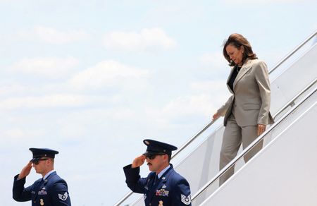 tagreuters.com2024binary_LYNXMPEK6K04T-VIEWIMAGE