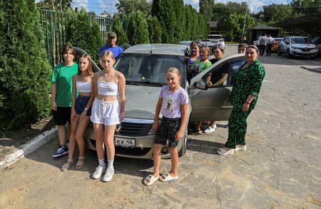 tagreuters.com2024binary_LYNXMPEK7G02K-VIEWIMAGE