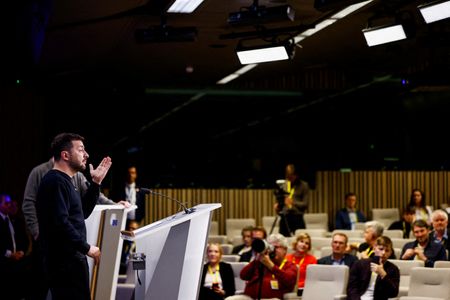 tagreuters.com2024binary_LYNXMPEK9G0QH-VIEWIMAGE