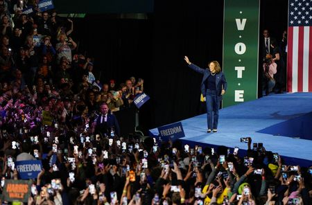 tagreuters.com2024binary_LYNXMPEKA300M-VIEWIMAGE