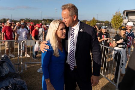 tagreuters.com2024binary_LYNXMPEKA300N-VIEWIMAGE