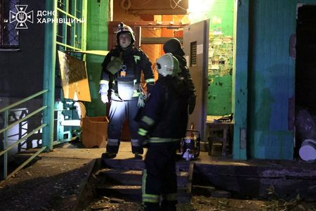 tagreuters.com2024binary_LYNXMPEKA300U-VIEWIMAGE