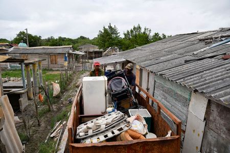 tagreuters.com2024binary_LYNXMPEKA40SW-VIEWIMAGE