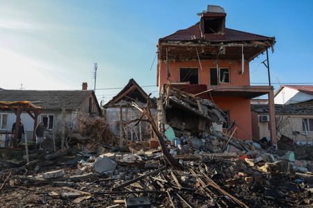 tagreuters.com2024binary_LYNXMPEKA70UK-VIEWIMAGE