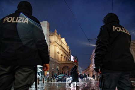 tagreuters.com2024binary_LYNXMPEKB6088-VIEWIMAGE