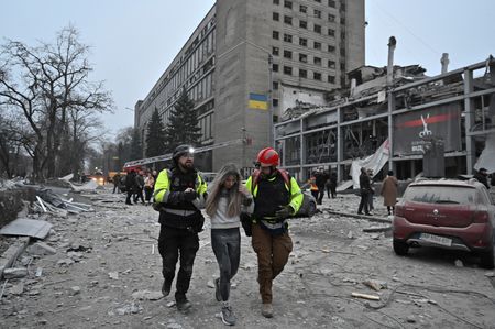 tagreuters.com2024binary_LYNXMPEKB90R9-VIEWIMAGE