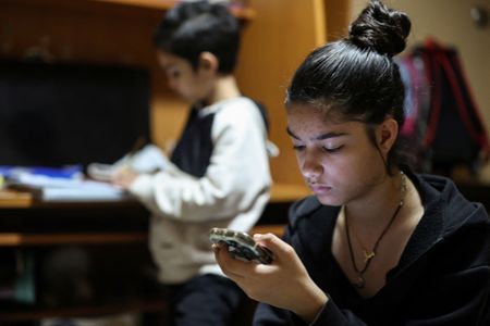 tagreuters.com2024binary_LYNXMPEKBA0MK-VIEWIMAGE