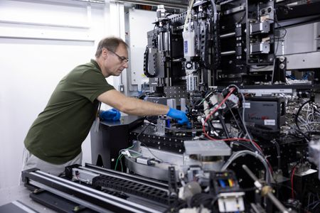 tagreuters.com2024binary_LYNXMPEKBD033-VIEWIMAGE