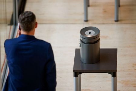 tagreuters.com2024binary_LYNXMPEKBF0EU-VIEWIMAGE