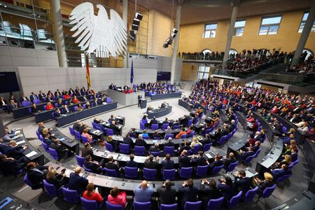 tagreuters.com2024binary_LYNXMPEKBF0GO-VIEWIMAGE