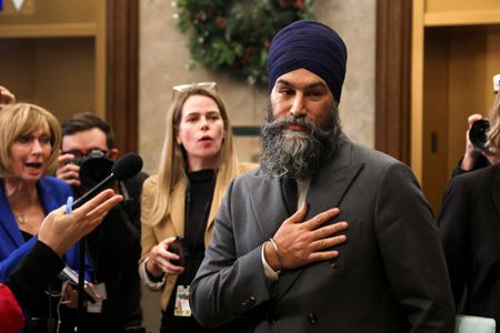 tagreuters.com2024binary_LYNXMPEKBF0TD-VIEWIMAGE