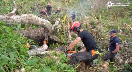 tagreuters.com2024binary_LYNXMPEKBG0MN-VIEWIMAGE