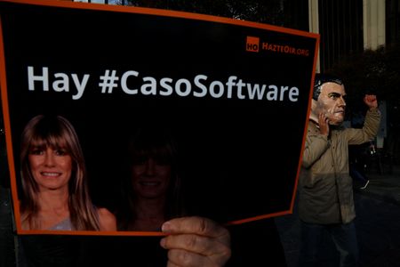 tagreuters.com2024binary_LYNXMPEKBH0JH-VIEWIMAGE