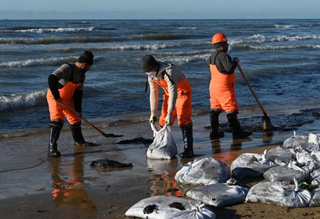 tagreuters.com2024binary_LYNXMPEKBJ0OB-VIEWIMAGE