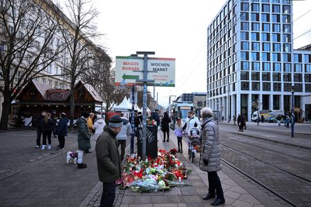 tagreuters.com2024binary_LYNXMPEKBM0DA-VIEWIMAGE