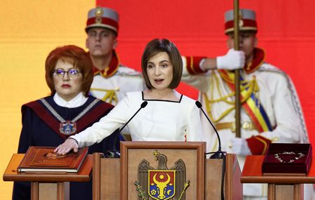 tagreuters.com2024binary_LYNXMPEKBN09W-VIEWIMAGE