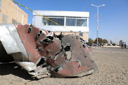 tagreuters.com2024binary_LYNXMPEKBQ04E-VIEWIMAGE