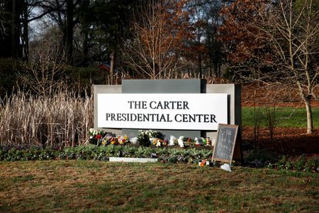 tagreuters.com2024binary_LYNXMPEKBT0GQ-VIEWIMAGE