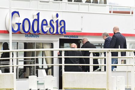 tagreuters.com2024binary_LYNXNPEK1G071-VIEWIMAGE