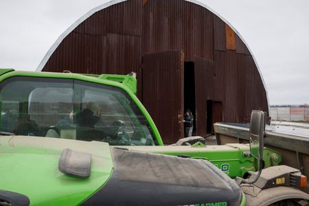 tagreuters.com2024binary_LYNXNPEK1L06P-VIEWIMAGE