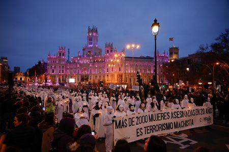 tagreuters.com2024binary_LYNXNPEK270O7-VIEWIMAGE