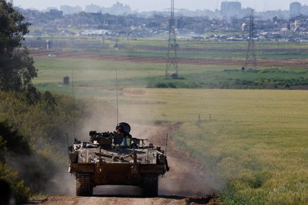tagreuters.com2024binary_LYNXNPEK2A0F5-VIEWIMAGE