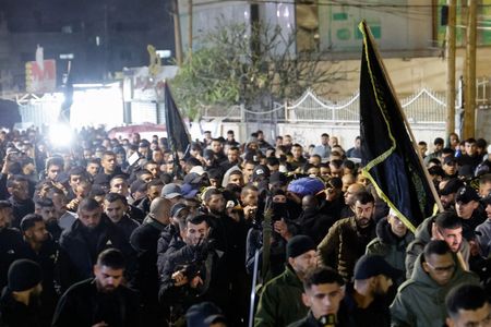 tagreuters.com2024binary_LYNXNPEK2J0U1-VIEWIMAGE