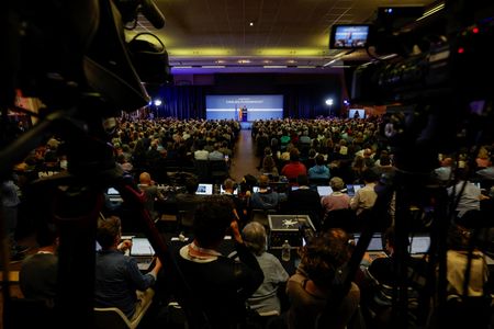 tagreuters.com2024binary_LYNXNPEK2K0V8-VIEWIMAGE