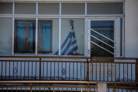 tagreuters.com2024binary_LYNXNPEK390DL-VIEWIMAGE