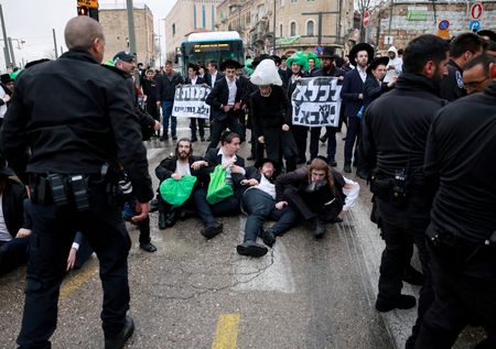 tagreuters.com2024binary_LYNXNPEK3C02J-VIEWIMAGE